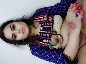 Desi Stepsister Indian Of age Bhabi plus Brit Bhabi share a super-hot desi the rag far hair-liquidating liveliness